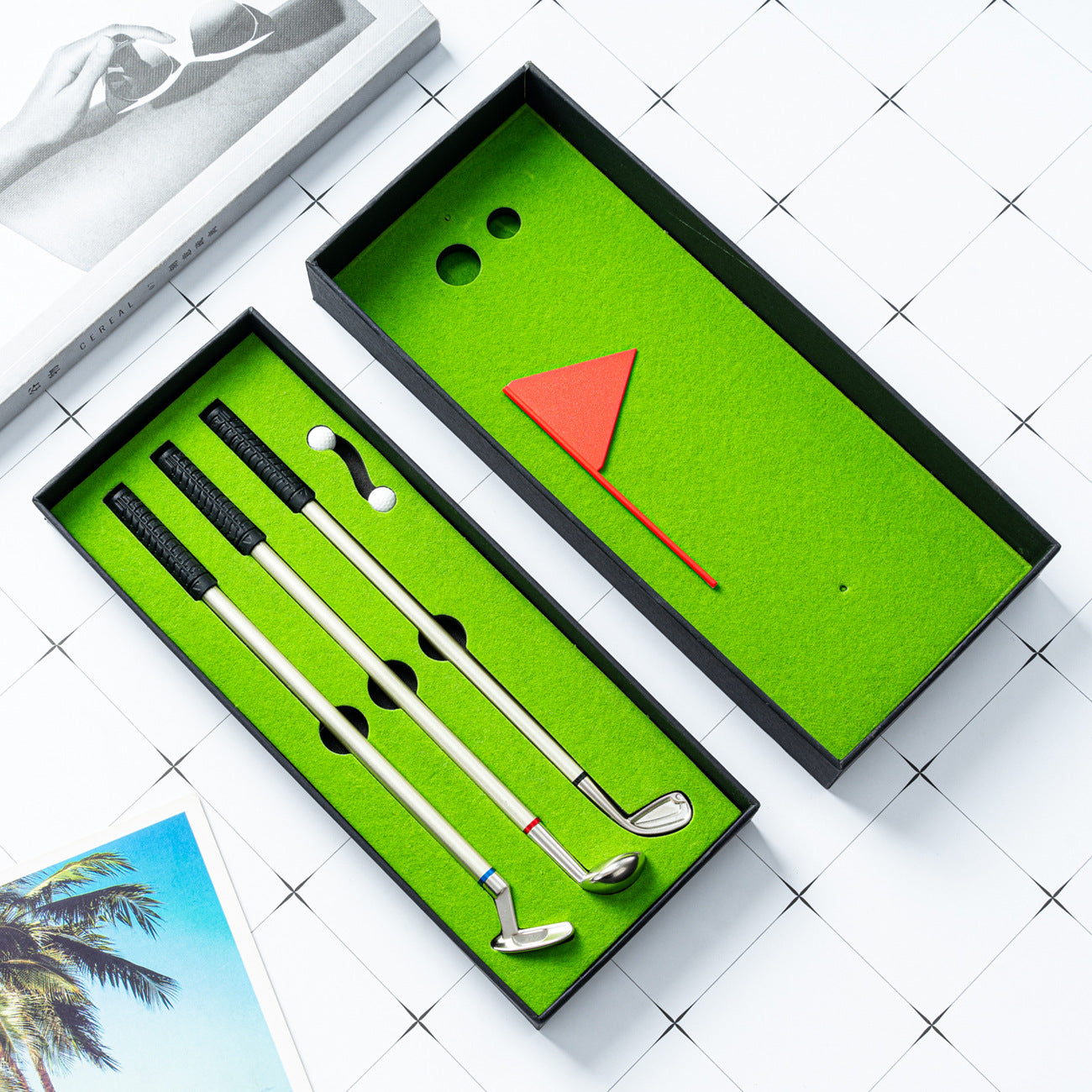 Ballpoint Pen / Desktop Mini Golf Putting Green