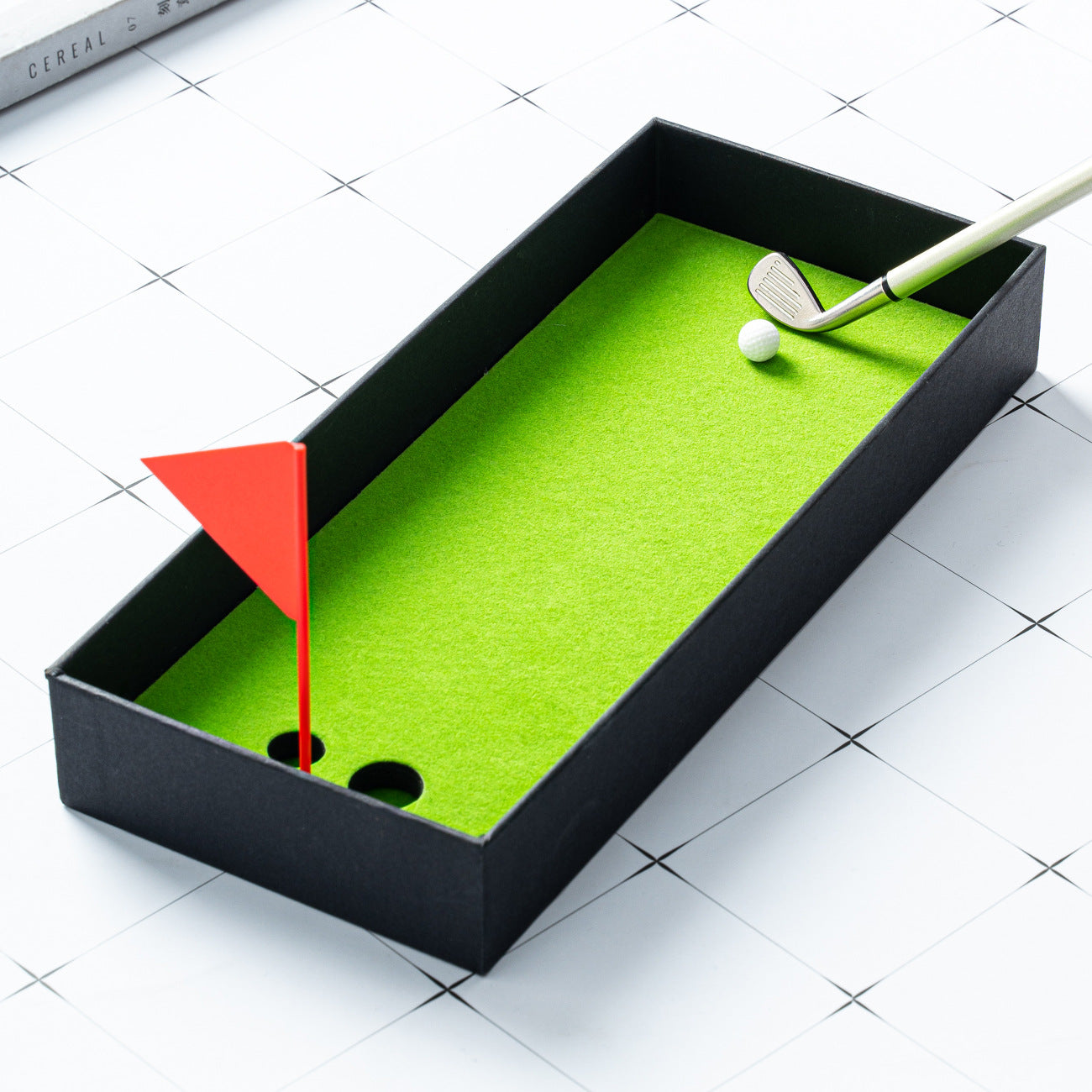 Ballpoint Pen / Desktop Mini Golf Putting Green